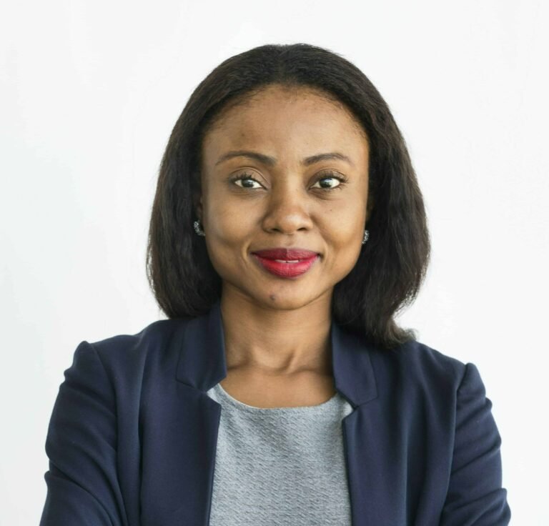 businesswoman-executive-professional-success-concept-min